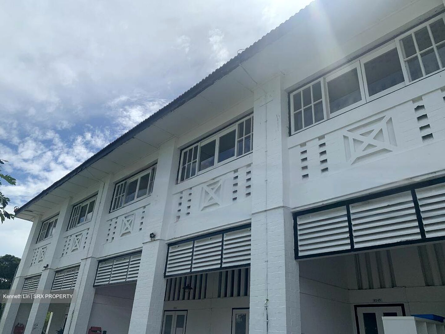 Old Birdcage Walk (D28), Office #512295401